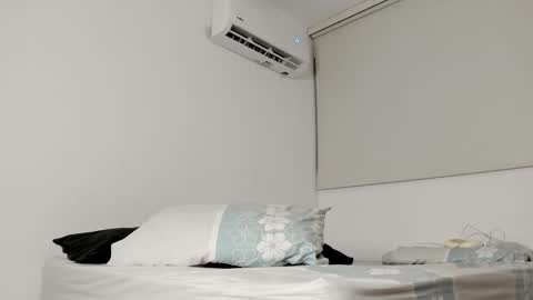 Amelie gadotx ig online show from 02-19-25, 01:18