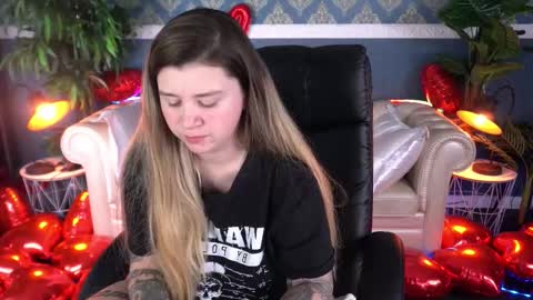 amellymillyy online show from 02-17-26, 08:59