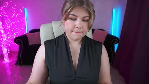 Alina online show from 03-17-26, 01:47