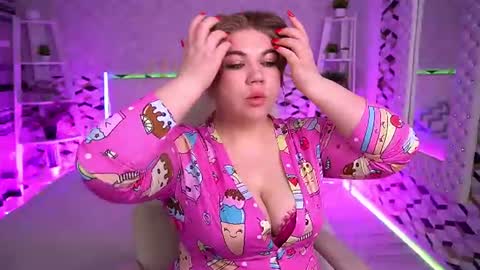 Alina online show from 06-10-26, 01:32