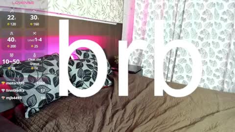 Snapshot of amely_lil chatting on 02-01-25, 02:24 Amely online show from 02-01-25, 02:24