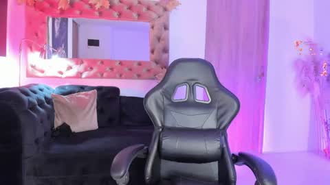          online show from 05-13-26, 01:30