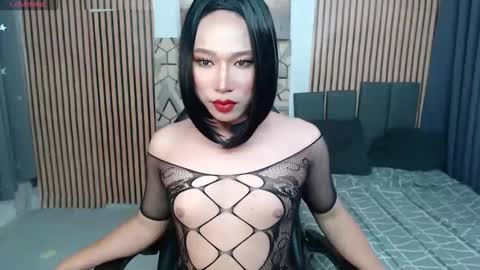 Snapshot of amera_slut chatting on 02-22-25, 08:07 amera_slut online show from 02-22-25, 08:07