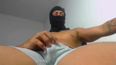 Snapshot of american_challenges chatting on 02-26-26, 10:25 miguel online show from 02-26-26, 10:25