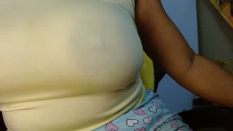 Mari online show from 10-18-25, 12:39