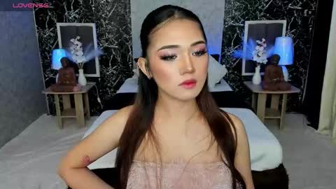 Claire online show from 09-16-25, 03:02