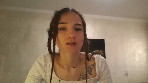 Julia  online show from 10-07-25, 08:55