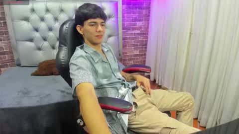 amethystshadow online show from 10-20-25, 03:34