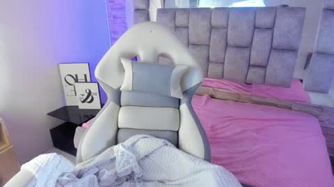      online show from 02-01-25, 10:02