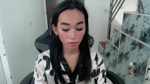 Snapshot of ami_lewis chatting on 02-05-26, 05:01 JOANNA online show from 02-05-26, 05:01