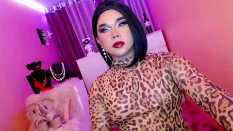 Queen Mireska online show from 02-08-25, 05:18