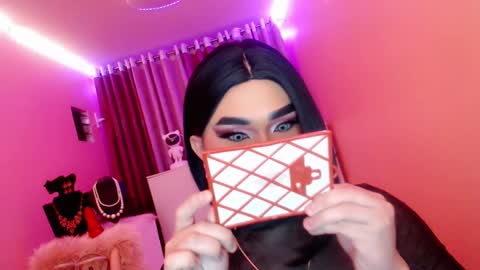 Queen Mireska online show from 02-16-25, 01:05