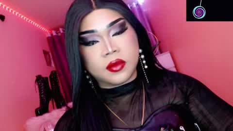 Queen Mireska online show from 10-24-25, 02:35