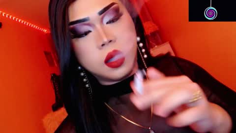 Queen Mireska online show from 11-22-25, 02:16