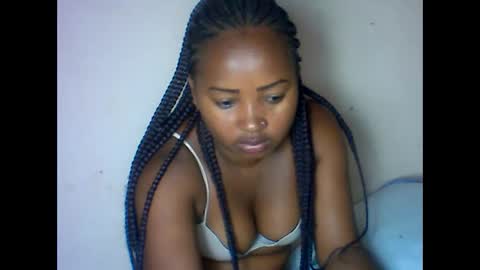 amielle_01 online show from 04-12-26, 10:20