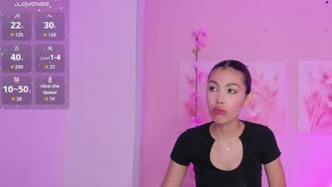 Snapshot of amiiclark chatting on 05-24-26, 07:08 AmiiClark online show from 05-24-26, 07:08
