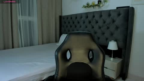 Snapshot of amiirra_ chatting on 05-23-26, 11:31 Amira sweet online show from 05-23-26, 11:31