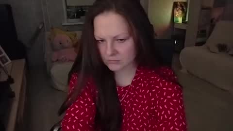 Mila online show from 11-17-25, 09:31