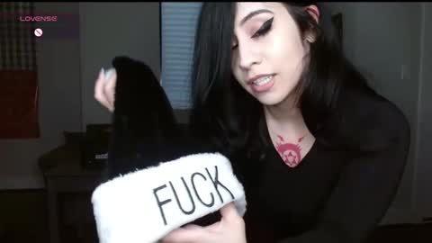 amilust online show from 12-22-24, 11:20