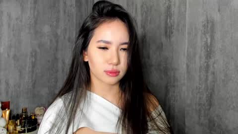 Amina online show from 02-01-25, 03:07