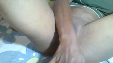 aminah01 online show from 04-23-26, 07:41