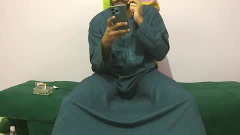 Amir online show from 11-23-25, 10:42