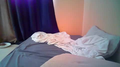 amira9120 online show from 12-21-25, 07:04