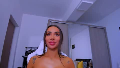 Arinna online show from 01-16-25, 02:19