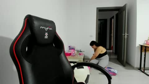 Amiraisa online show from 03-12-25, 05:57