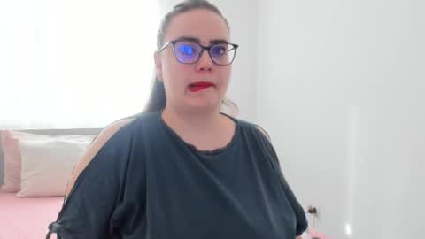 Amira Vyxen online show from 03-11-26, 07:36