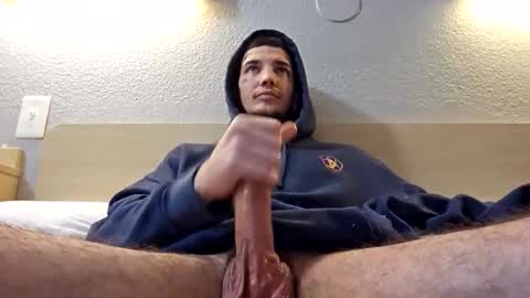 amiri_sweater online show from 11-28-25, 08:06