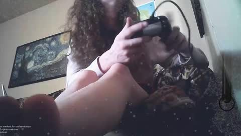 amituist online show from 12-22-25, 04:48