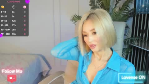 Snapshot of amiwong chatting on 01-17-25, 03:23 amiwong online show from 01-17-25, 03:23