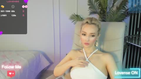 Snapshot of amiwong chatting on 01-19-25, 05:58 amiwong online show from 01-19-25, 05:58