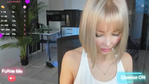 Snapshot of amiwong chatting on 03-05-25, 06:12 amiwong online show from 03-05-25, 06:12