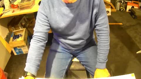 Snapshot of amjan19 chatting on 10-28-25, 09:46 amjan19 online show from 10-28-25, 09:46