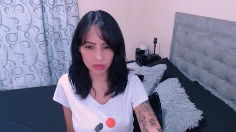 Snapshot of ammanda_ chatting on 12-28-24, 12:04 diana online show from 12-28-24, 12:04
