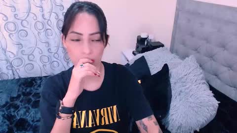 Snapshot of ammanda_ chatting on 02-08-25, 02:58 diana online show from 02-08-25, 02:58