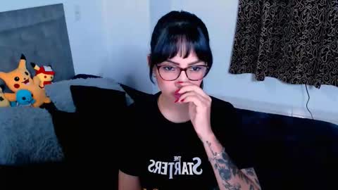 Snapshot of ammanda_ chatting on 11-26-25, 12:00 diana online show from 11-26-25, 12:00