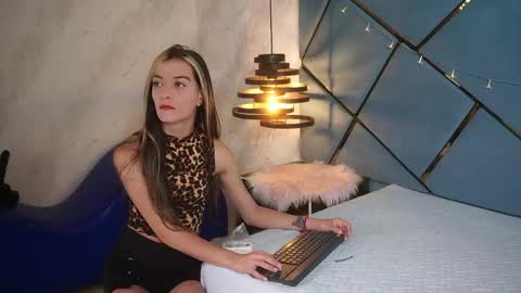 Snapshot of ammy_durand chatting on 06-07-26, 07:17 ammy durand online show from 06-07-26, 07:17