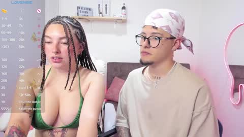 ammy and thyler online show from 12-18-24, 12:10