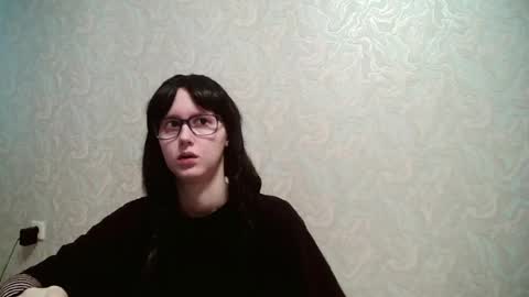Amomira honeyx online show from 05-20-26, 02:51