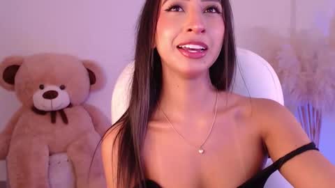 Snapshot of amonet_x chatting on 09-30-25, 08:30 Sophi online show from 09-30-25, 08:30