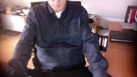 Amor2200 online show from 11-20-25, 08:14