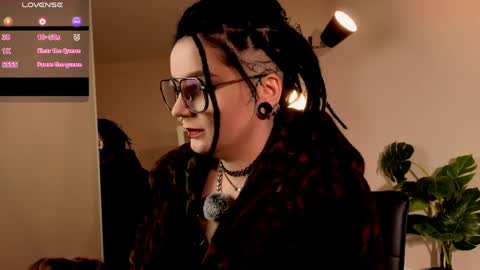 Snapshot of amorefae chatting on 04-01-26, 11:13 amore online show from 04-01-26, 11:13