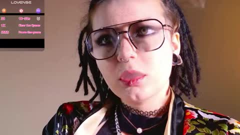 Snapshot of amorefae chatting on 04-07-26, 11:26 amore online show from 04-07-26, 11:26