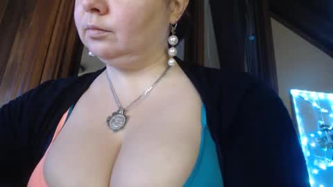 Snapshot of amorelara chatting on 12-03-24, 09:44 amorelara online show from 12-03-24, 09:44