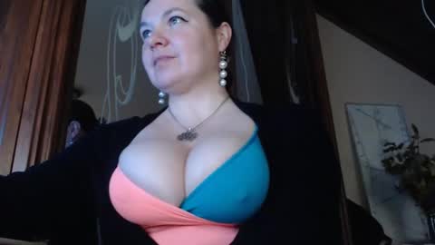 Snapshot of amorelara chatting on 12-05-24, 08:55 amorelara online show from 12-05-24, 08:55