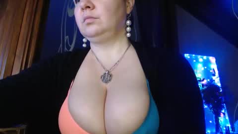 Snapshot of amorelara chatting on 12-12-24, 06:47 amorelara online show from 12-12-24, 06:47