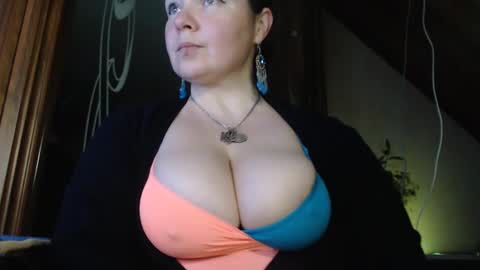 Snapshot of amorelara chatting on 01-24-25, 04:05 amorelara online show from 01-24-25, 04:05